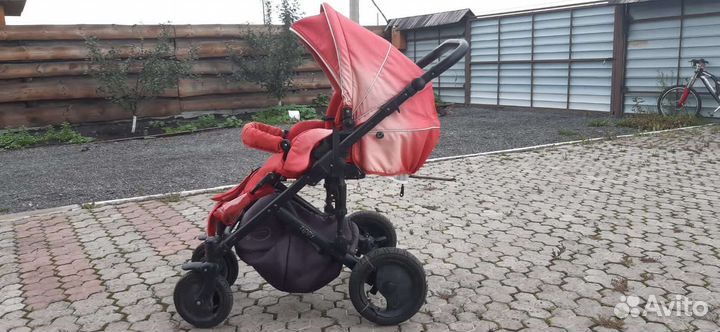 Универсальная коляска Tutis Zippi Pia (3 в 1)