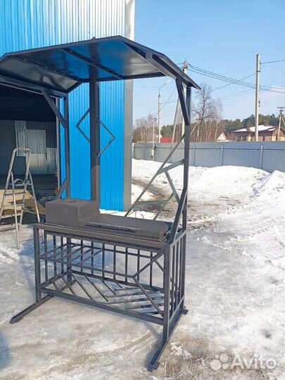 Мангал с печью под казан и крышей