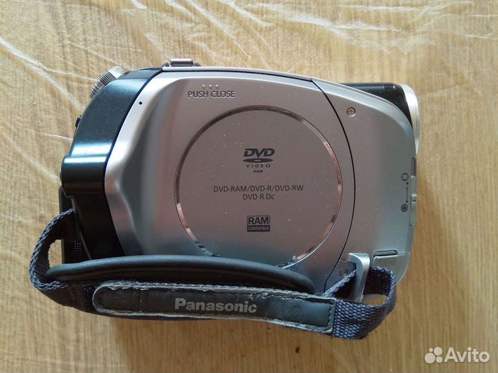 Видеокамера panasonic VDR-D51EE-S