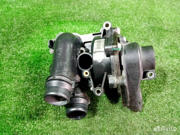 Помпа Audi A5 8T cdnc (2.0T) 2010