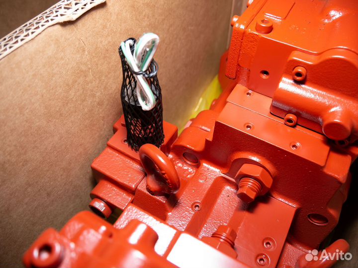 Гидроцилиндр рукояти Hitachi/zx210