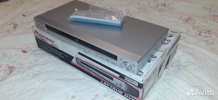 Pioneer dv-300-s DVD player
