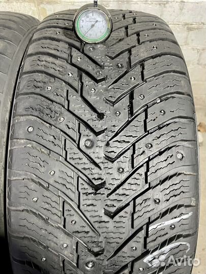 Nokian Tyres Hakkapeliitta 8 SUV 255/65 R17