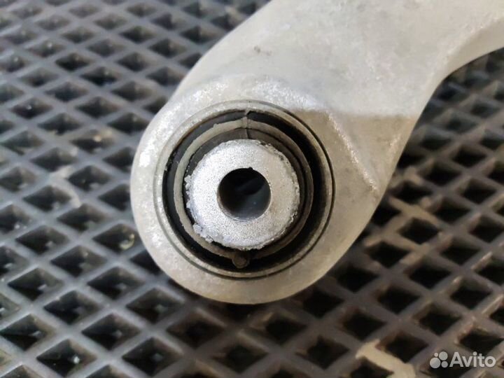 Рычаг подвески верхний задний правый Audi A6 C7