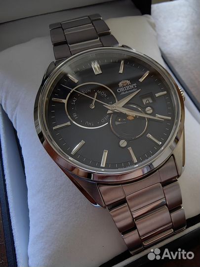 Наручные часы Orient Sun & Moon RA-AK0308L10B