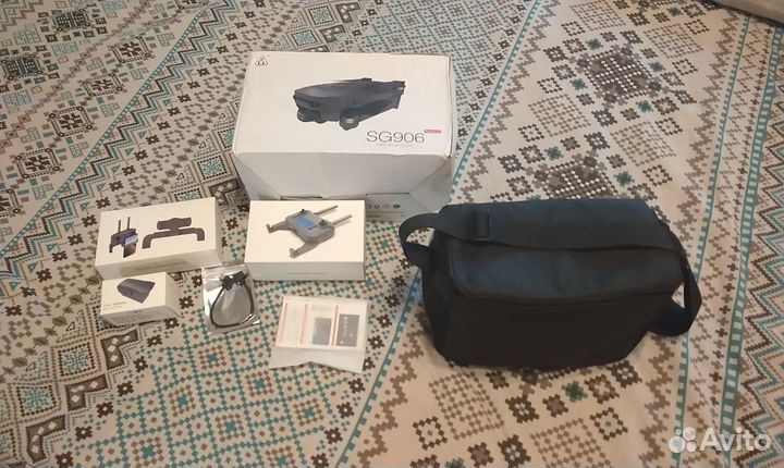 Квадрокоптер ZLL Sg906 Max3