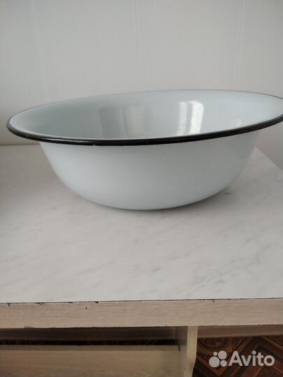 Тазы эмалированные