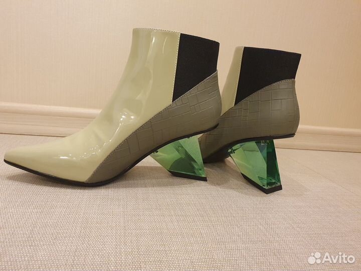 Ботильоны United Nude 40 (39) размер новые