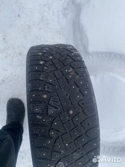 Continental IceContact 2 205/60 R16 19T