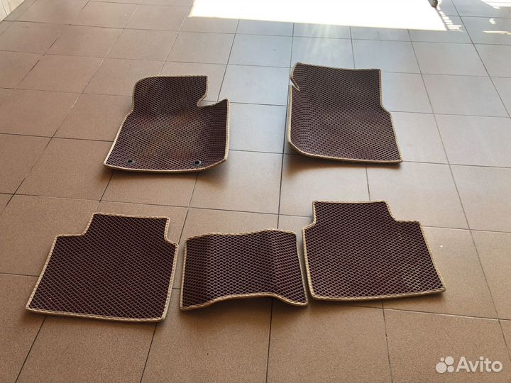 Полики на toyota camry 70