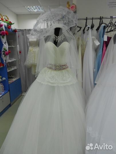 Свадебные платья