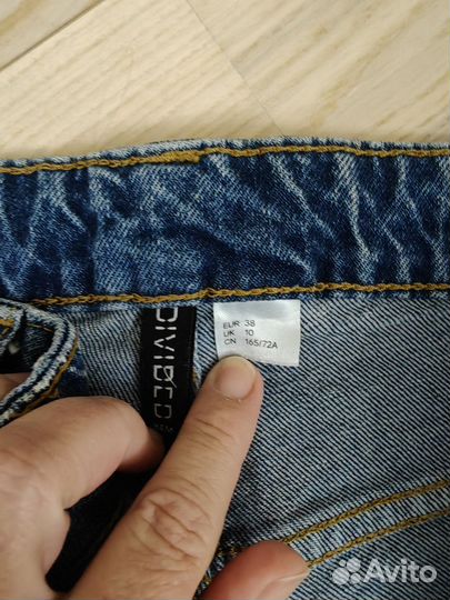 Джинсы женские H&M р.38 синие,с разрезами, Испания