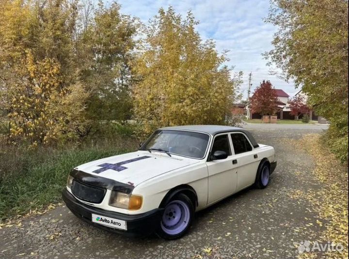 ГАЗ 3110 Волга 2.4 МТ, 1999, 150 000 км