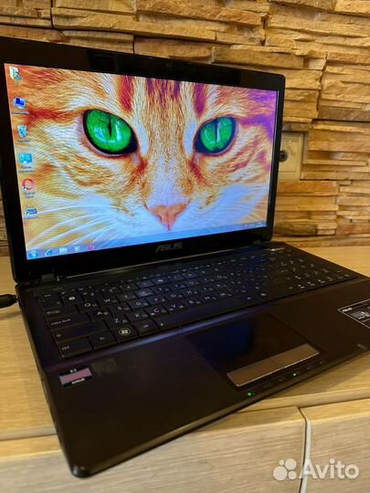 Asus X53U. 6GB. 15.6