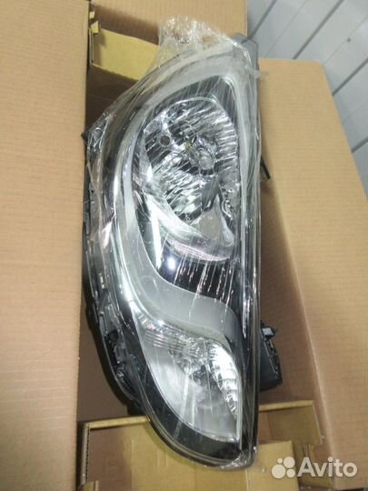 Фара передняя правая hyundai SB 10
