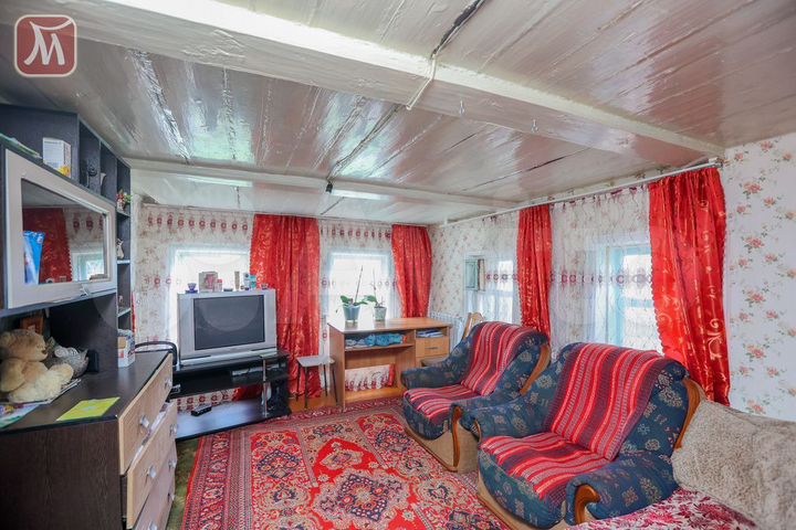 Дом 98 м² на участке 4 сот.