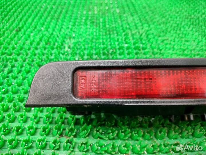 Фонарь стоп-сигнала дополнительный Honda Civic EU1