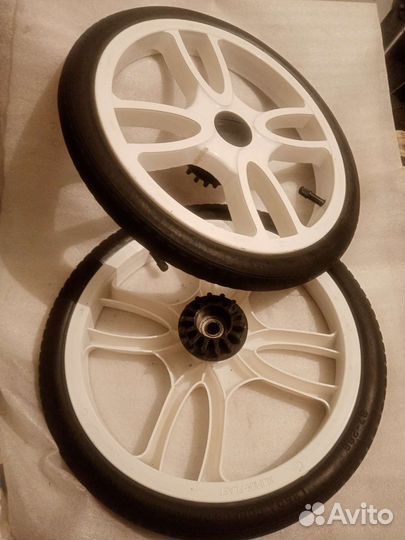 Много колёс для детских колясок