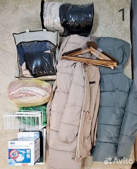 Вещи и книги коробкой