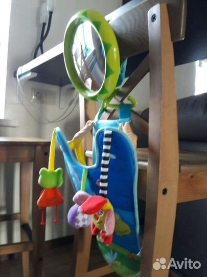 Развивающий центр для автомобиля