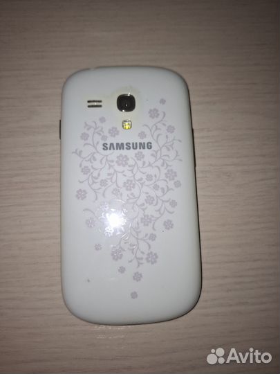 Samsung Galaxy S4 Mini La Fleur 2014, 8 ГБ