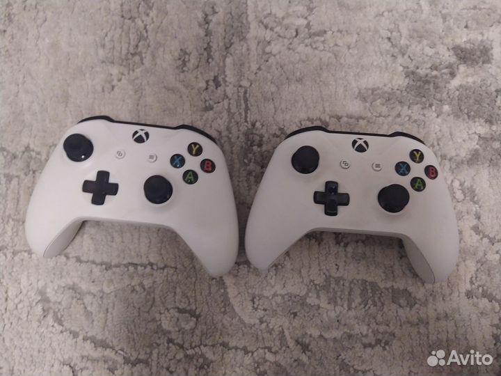 Xbox one s 1tb с играми