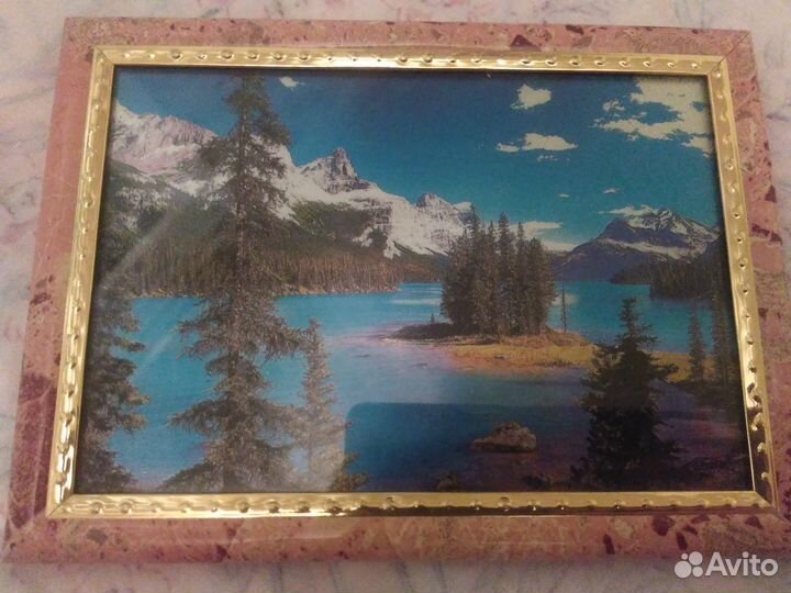 Картины небольшие в рамках под стеклом