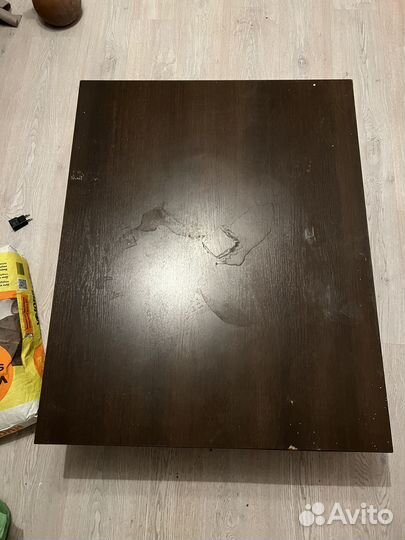 Стол/подставка для цветов