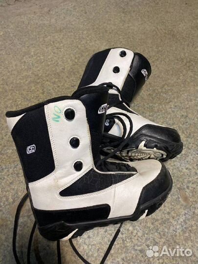 Ботинки для сноуборда 35-35,5р-р, Crazy creek