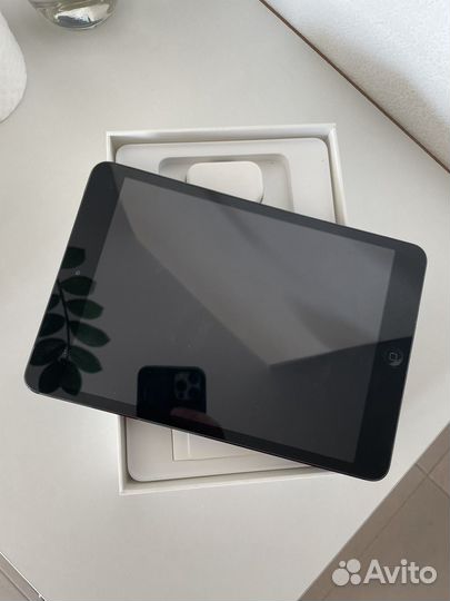 iPad mini 1 поколение