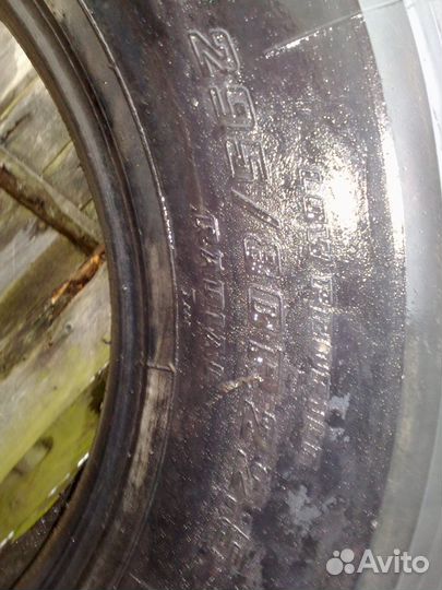 Bridgestone R227 295/80 R22