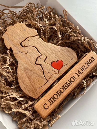 Статуэтка из дерева 