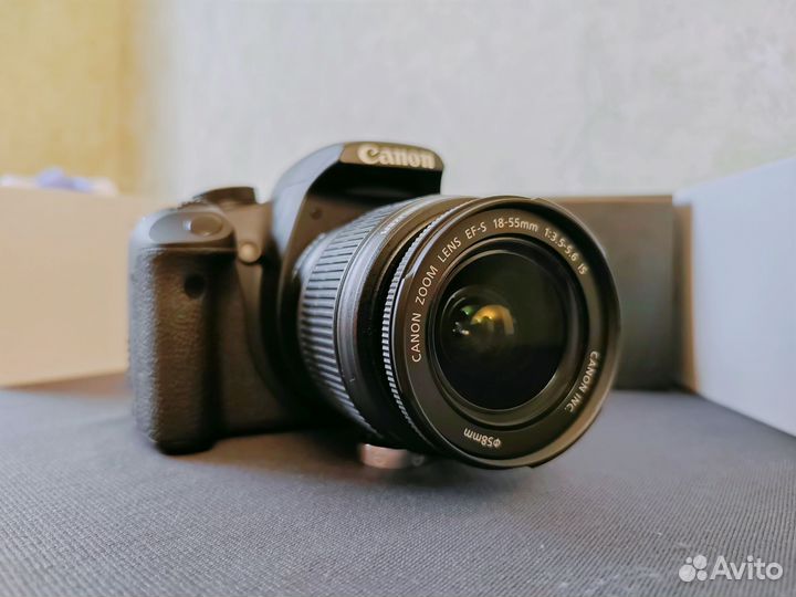Зеркальный фотоаппарат Canon 500D Kit новый