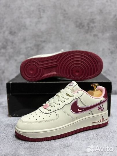 Кроссовки Nike Air Force 1 Valentine’s Day 2023