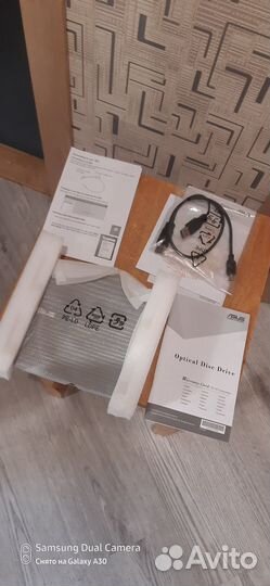 Cd накопитель Asus extremely slim DVD-RW