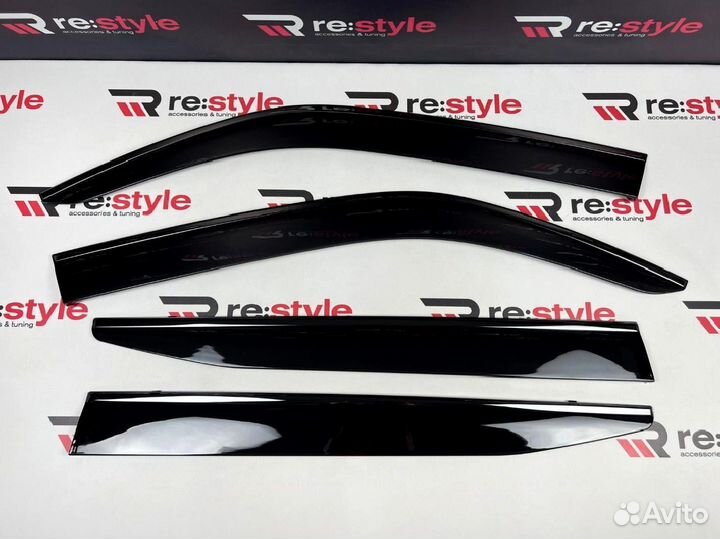 Ветровики Toyota Land Cruiser 300 Темный