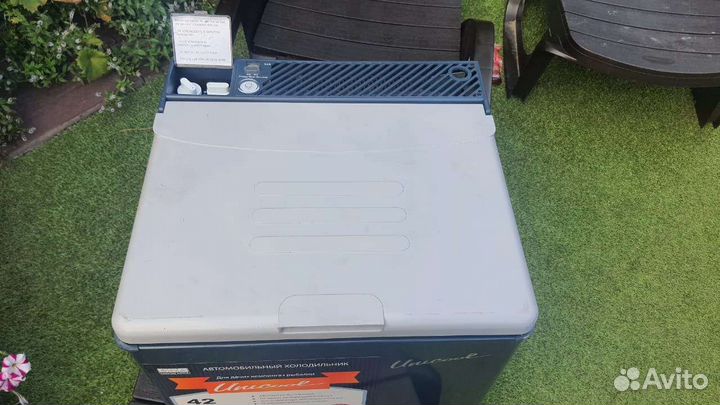 Автомобильный газовый холодильник