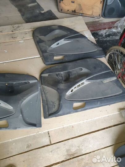 Обшивка двери на хундай Солярис 2012г