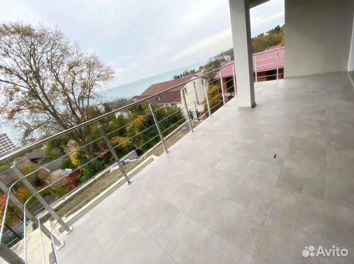 Ограждения, перила лестниц