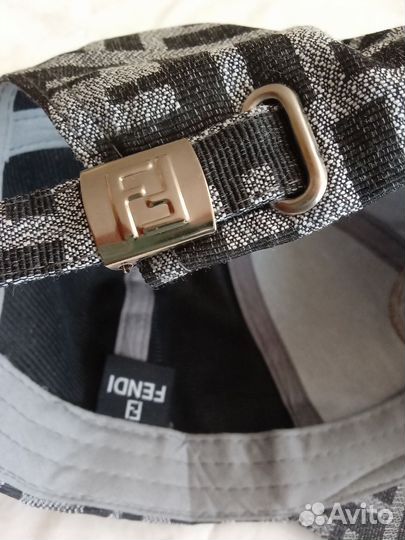 Бейсболка женская Fendi. Италия