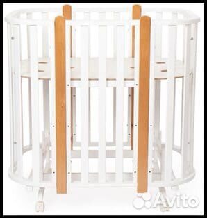 Детская кроватка с маятником