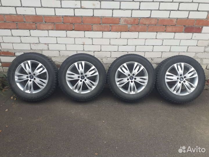 Bridgestone Blizzak LM-001