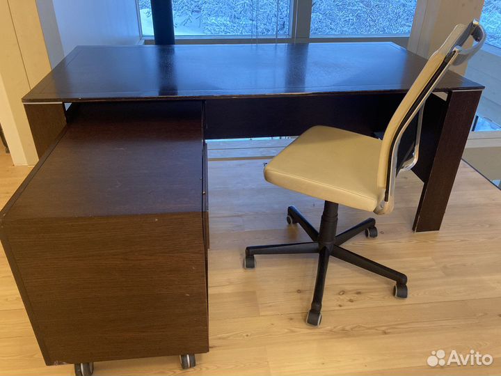 Письменный стол, кабинет