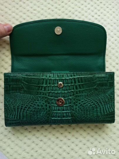 Кошелек из крокодиловой кожи