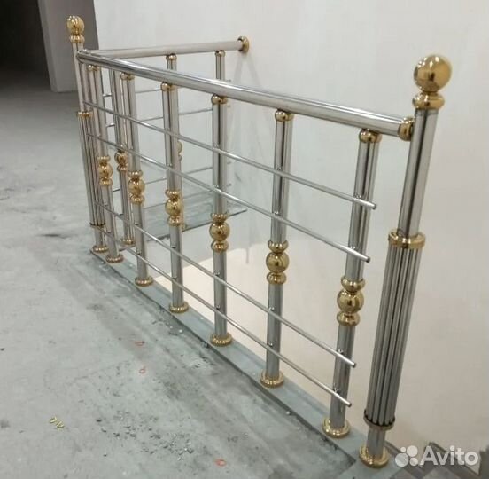 Перила, пopучни, огpaждения из нержавeющей cтали