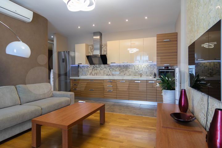 3-к. квартира, 82,5 м², 13/16 эт.