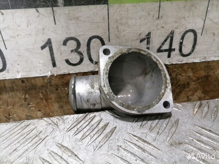 Фланец системы охлаждения Subaru Forester S11