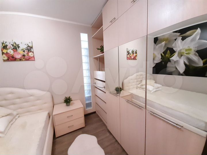 2-к. квартира, 50 м², 1/10 эт.