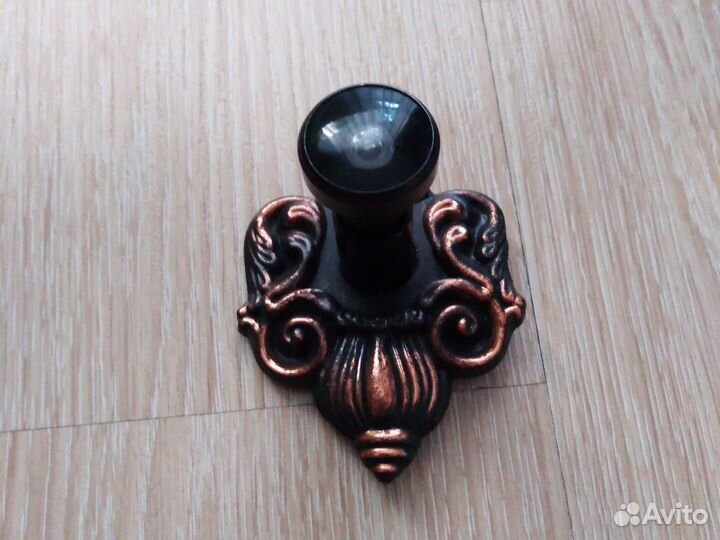 Дверная защелка магнитная. Дверной глазок, рулетка