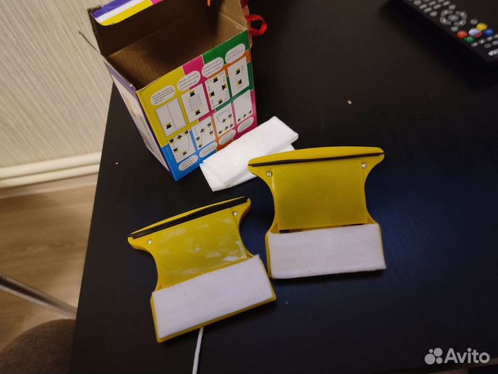 Магнитная щетка для мытья окон